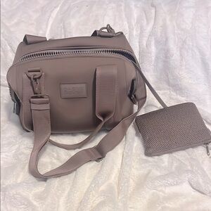 Dagne Dover small Landon in Dune